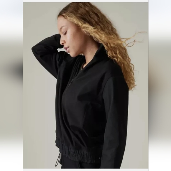 Athleta Triumph Hybrid Half Zip Sweatshirt, Size Medium - Picture 2 of 7